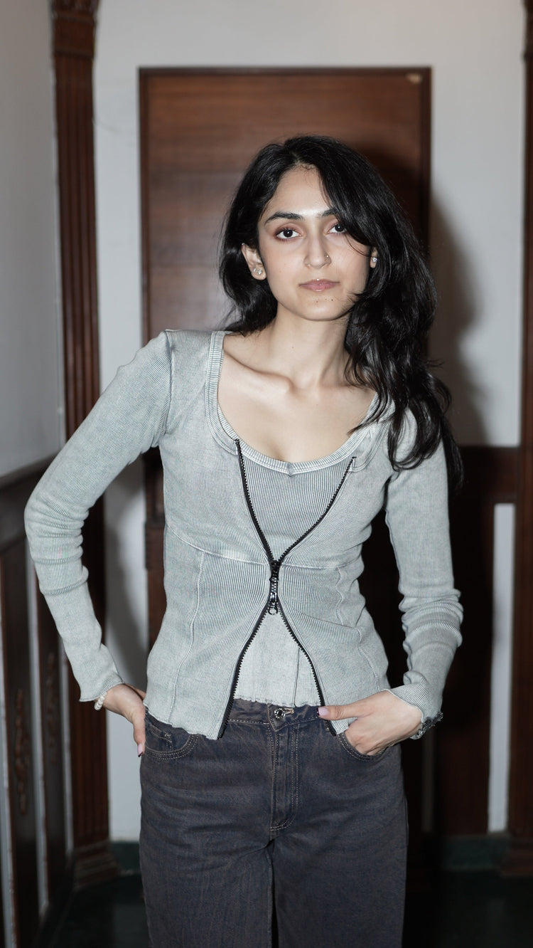 Model wearing 150 Trace Jacket Cathedral